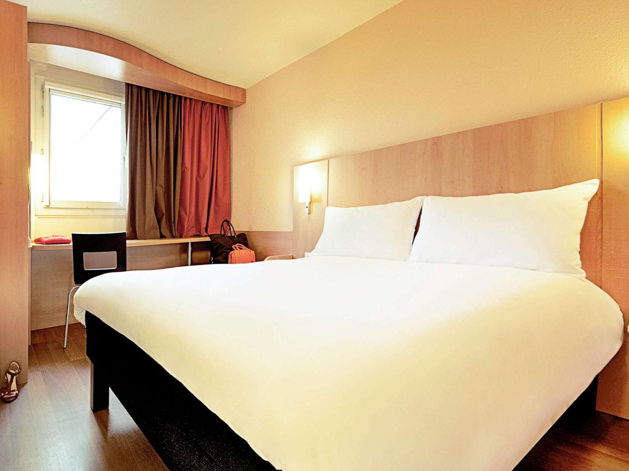 Ibis Le Puy-En-Velay Centre Hotel Exterior photo